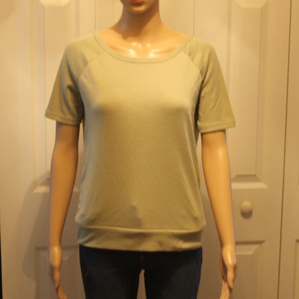 POOF NEW YORK - Short Sleeve Top - S